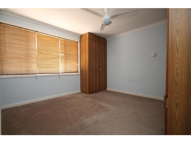 16 Badbury Road, Armadale WA 6112