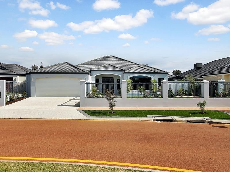 10 Annandale Way, Harrisdale WA 6112