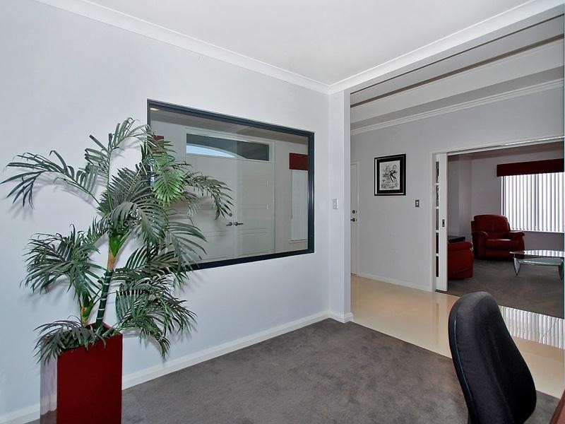 10 Annandale Way, Harrisdale WA 6112