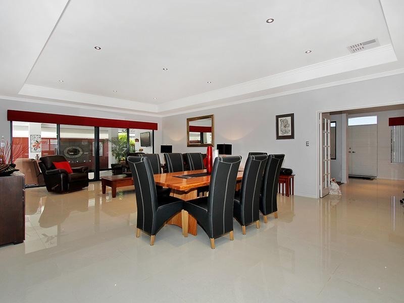 10 Annandale Way, Harrisdale WA 6112