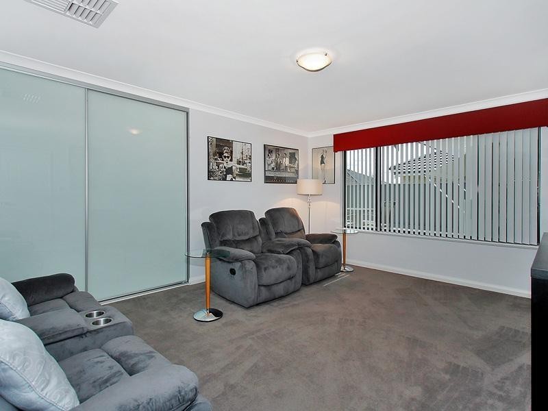 10 Annandale Way, Harrisdale WA 6112