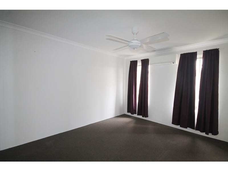 45 Chiltern Avenue, Brookdale WA 6112