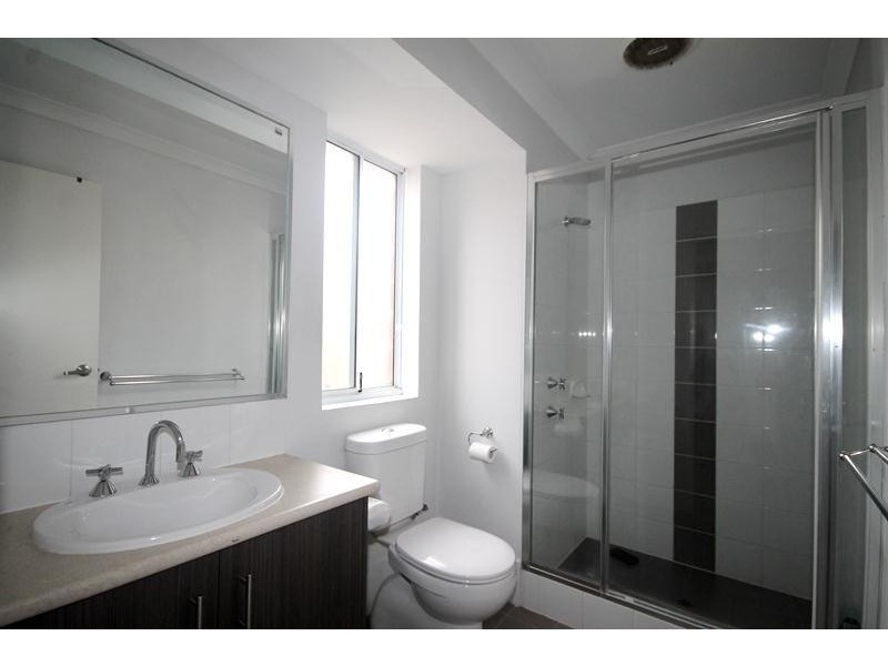 45 Chiltern Avenue, Brookdale WA 6112