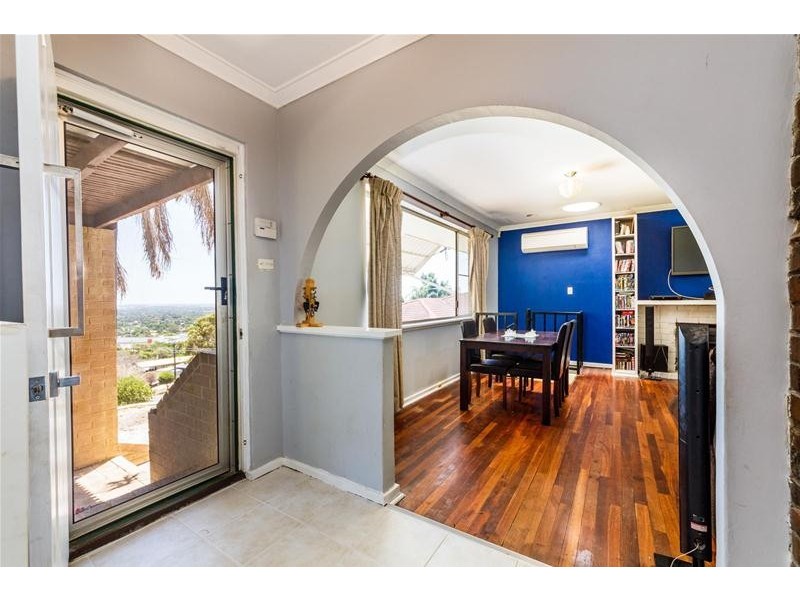 54 Carrick Road, Mount Richon WA 6112