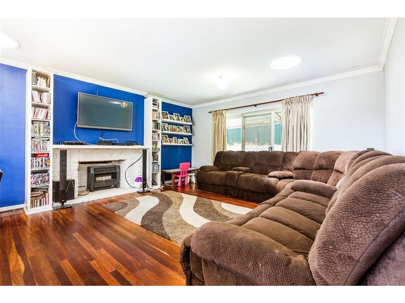 54 Carrick Road, Mount Richon WA 6112