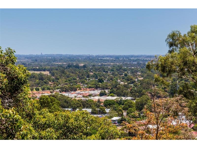 54 Carrick Road, Mount Richon WA 6112