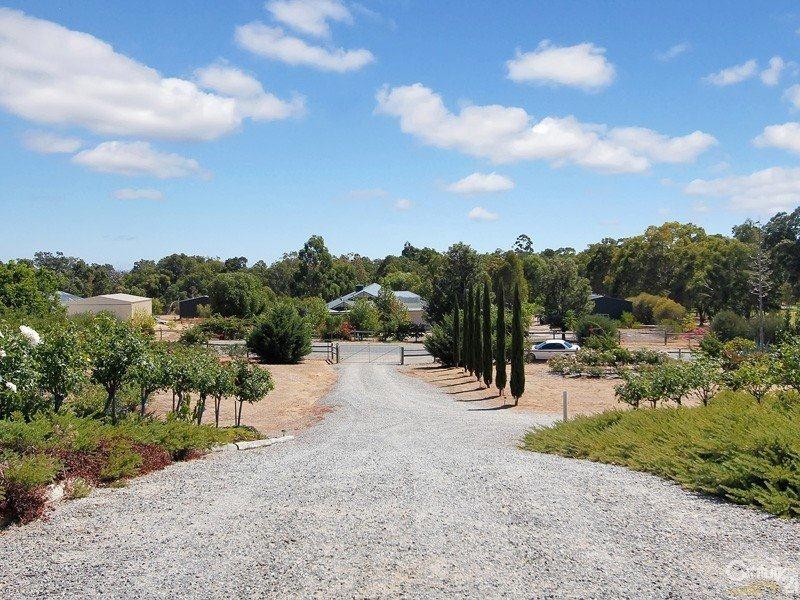 21 Scarpview Drive, Serpentine WA 6125