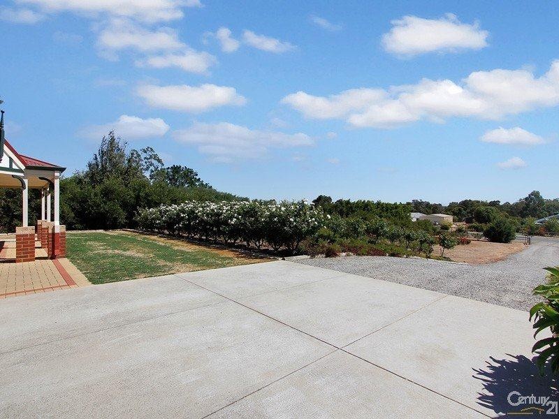 21 Scarpview Drive, Serpentine WA 6125