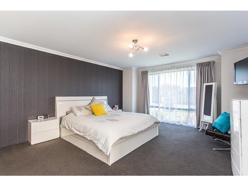 30 Wellman Avenue, Piara Waters WA 6112