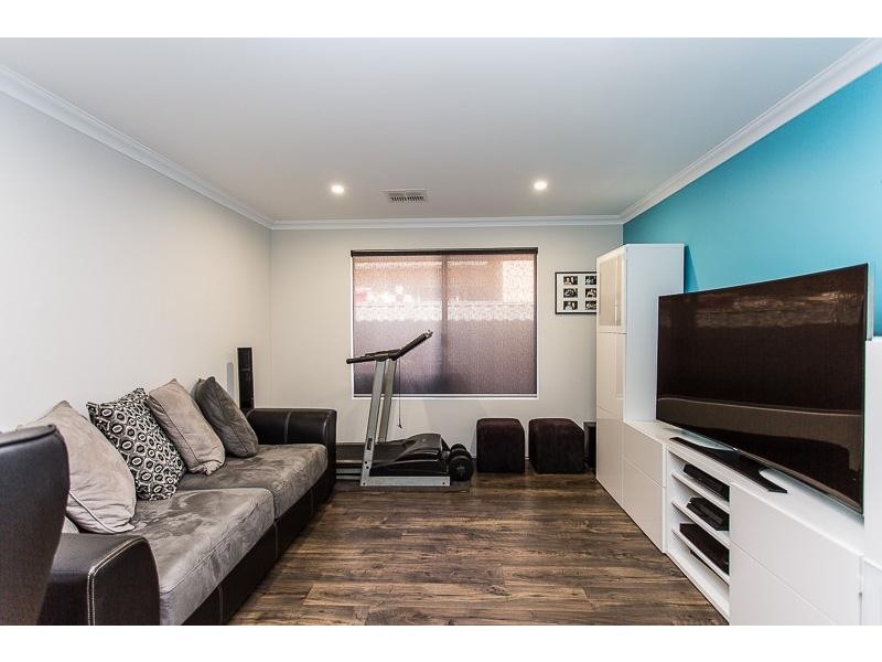 30 Wellman Avenue, Piara Waters WA 6112