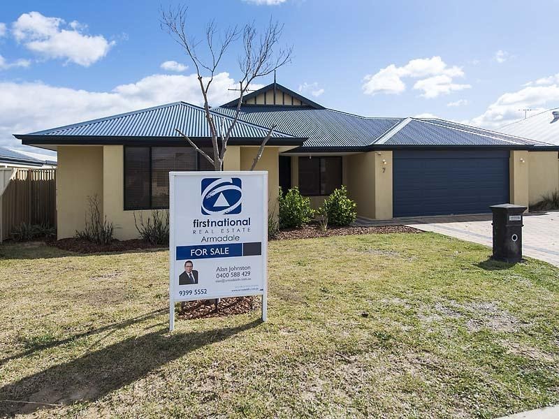 7 Hunt Road, Byford WA 6122