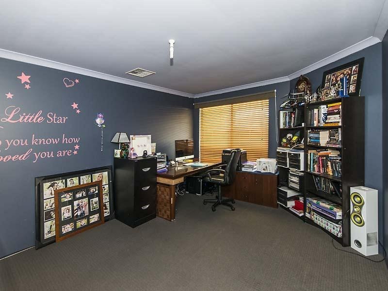 7 Hunt Road, Byford WA 6122