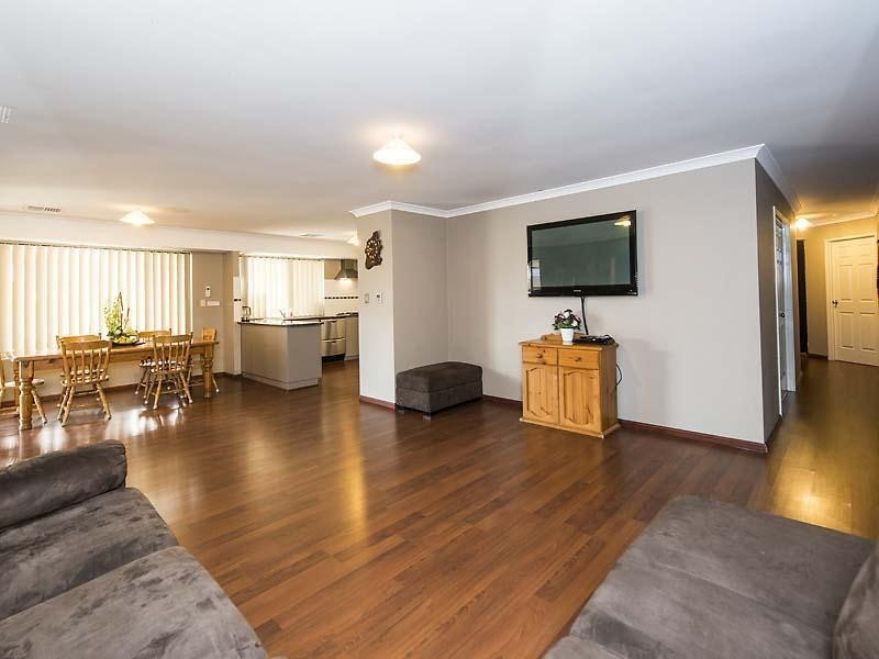 7 Hunt Road, Byford WA 6122