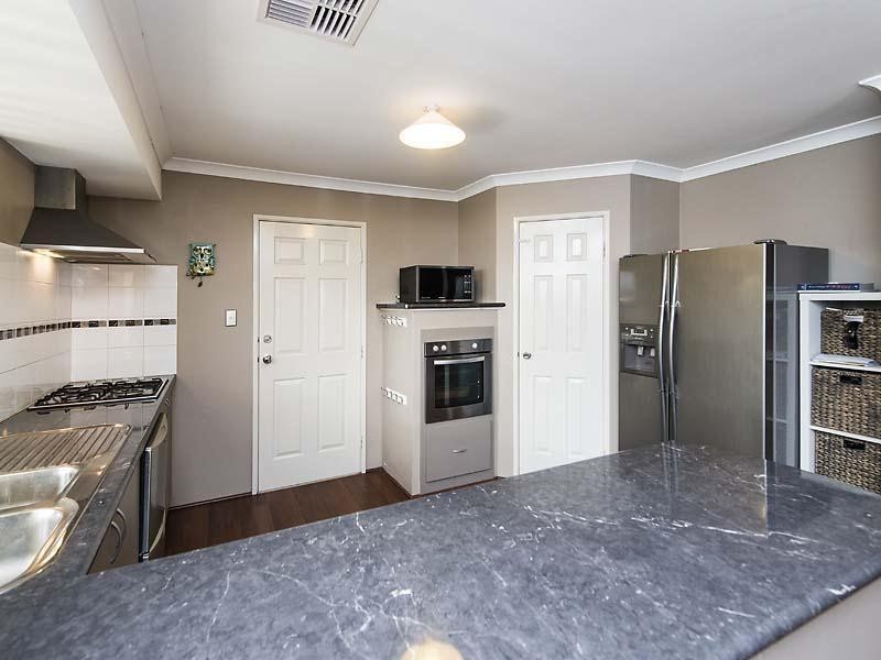 7 Hunt Road, Byford WA 6122