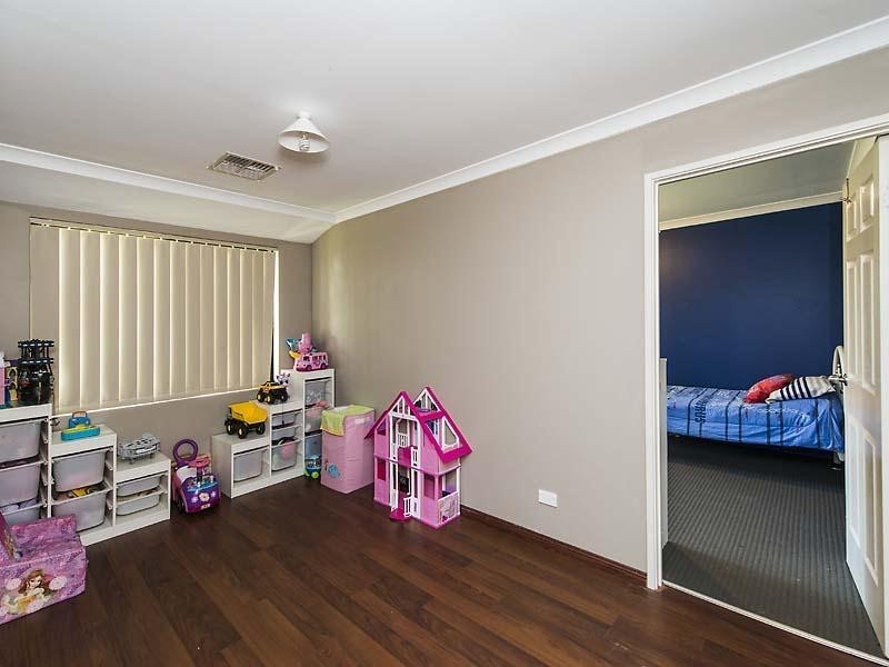 7 Hunt Road, Byford WA 6122