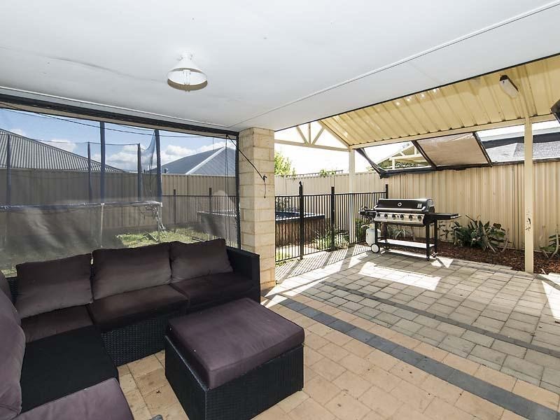 7 Hunt Road, Byford WA 6122