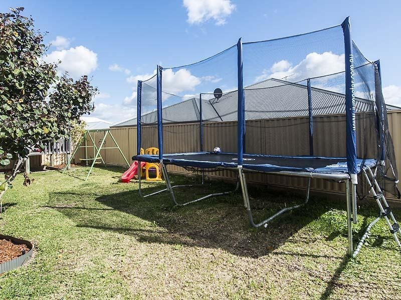 7 Hunt Road, Byford WA 6122