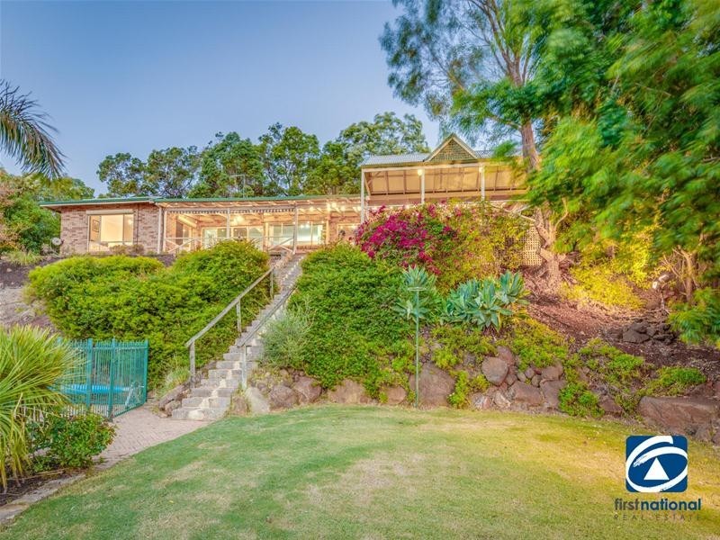 16 Rise Court, Mount Richon WA 6112