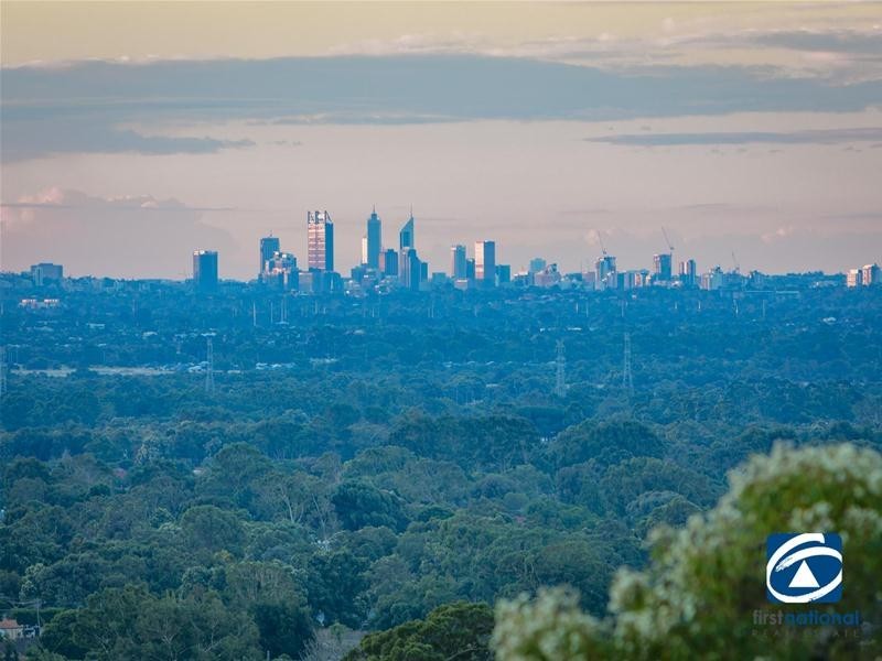 16 Rise Court, Mount Richon WA 6112