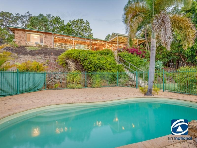 16 Rise Court, Mount Richon WA 6112