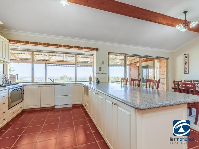 16 Rise Court, Mount Richon WA 6112