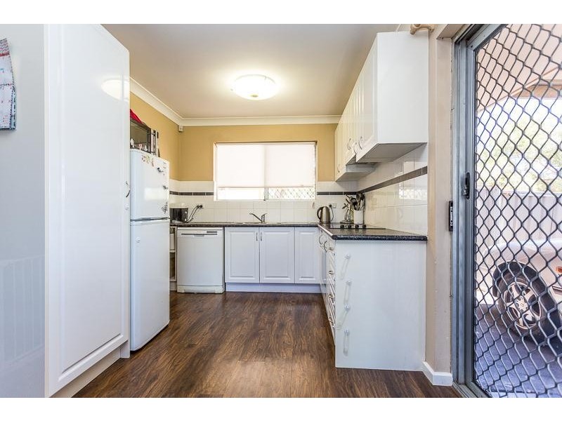 12 Durnsford Way, Camillo WA 6111