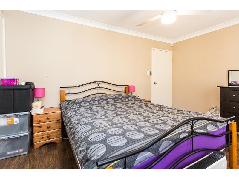 12 Durnsford Way, Camillo WA 6111