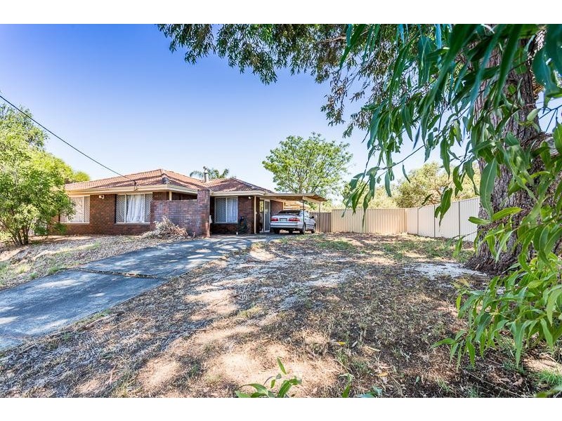 12 Durnsford Way, Camillo WA 6111