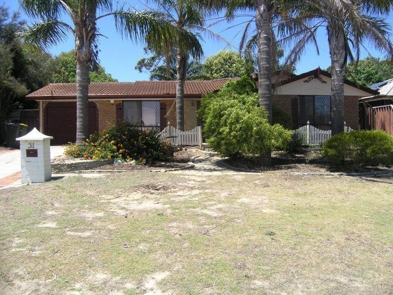 31 Eighth Road, Armadale WA 6112