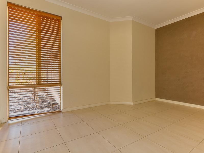 22 Snook Place, Seville Grove WA 6112