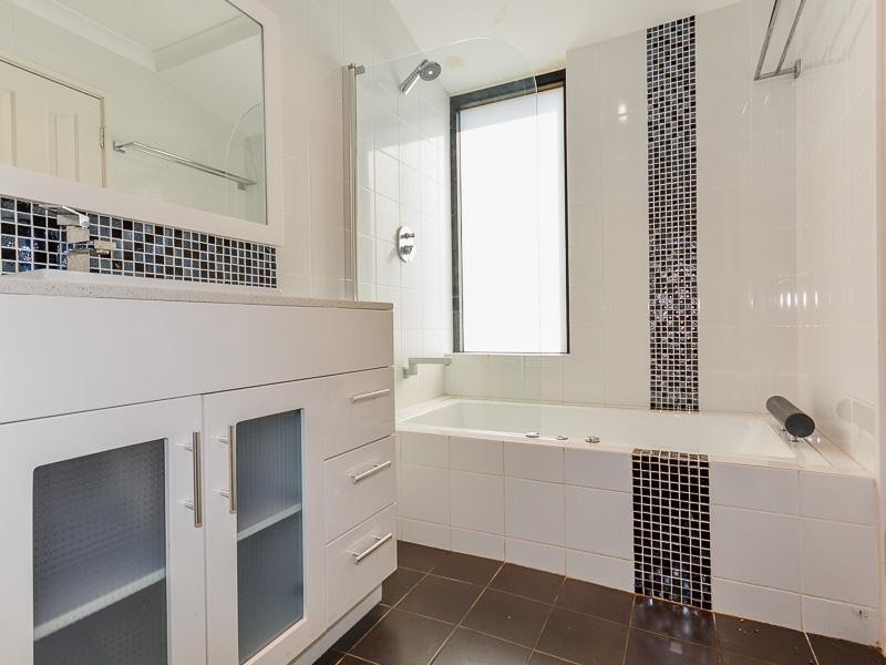 22 Snook Place, Seville Grove WA 6112