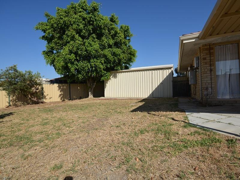 22 Snook Place, Seville Grove WA 6112