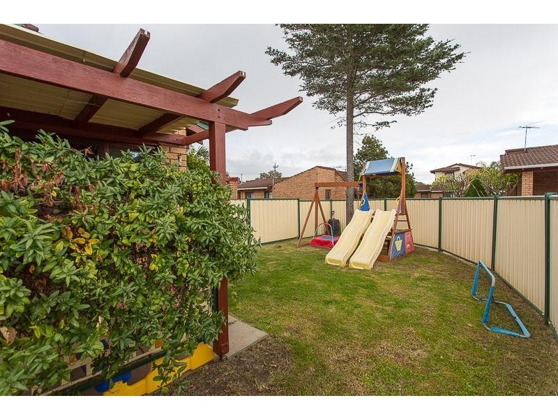 2/324 Streich Avenue, Armadale WA 6112