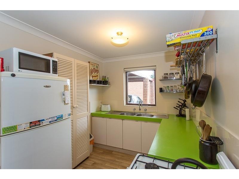 2/324 Streich Avenue, Armadale WA 6112