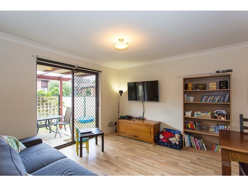 2/324 Streich Avenue, Armadale WA 6112