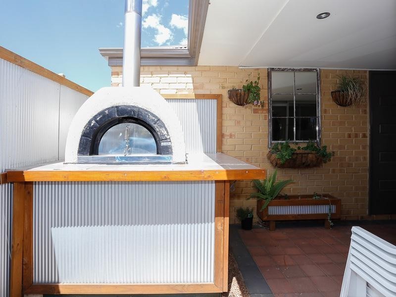 82 Verdant Crescent, Seville Grove WA 6112