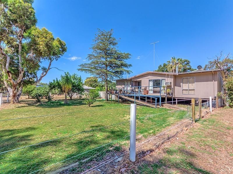 30 Walton Street, Keysbrook WA 6126
