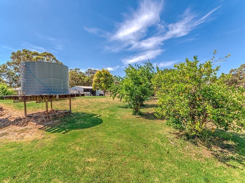 30 Walton Street, Keysbrook WA 6126
