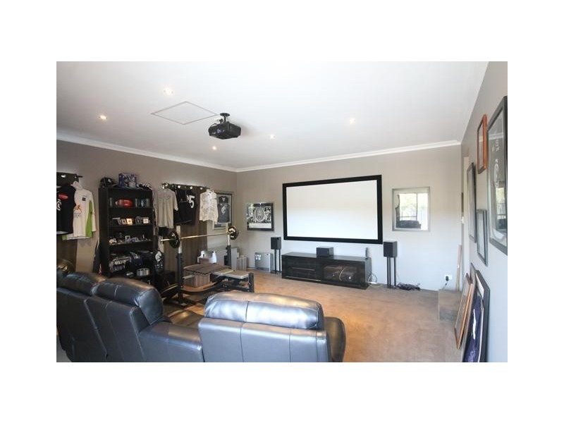 5 Binburra Way, Mount Nasura WA 6112