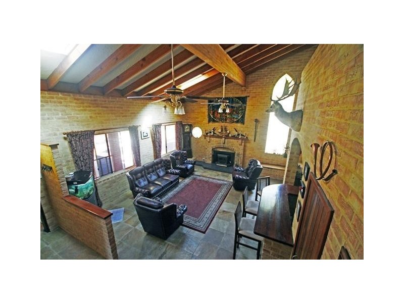 5 Binburra Way, Mount Nasura WA 6112