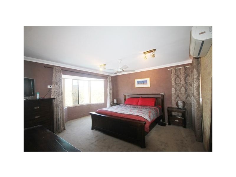 5 Binburra Way, Mount Nasura WA 6112