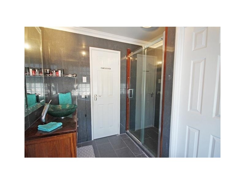 5 Binburra Way, Mount Nasura WA 6112