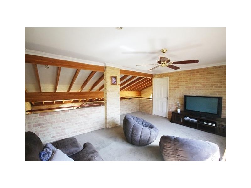 5 Binburra Way, Mount Nasura WA 6112