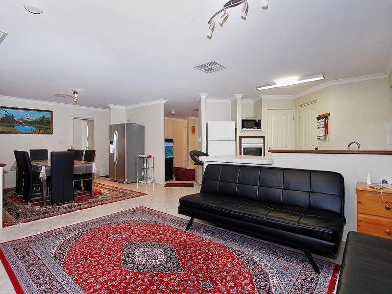 5 Kanani Drive, Canning Vale WA 6155