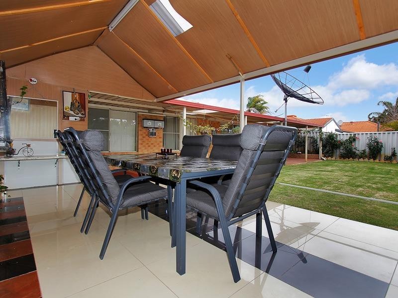 5 Kanani Drive, Canning Vale WA 6155