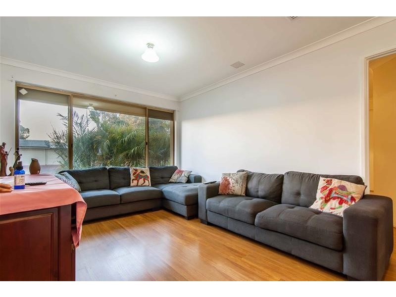 11 Wedgetail Court, Brookdale WA 6112