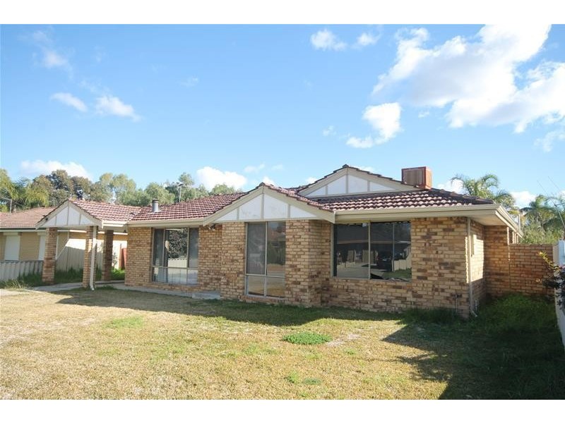 23 Lemon Grove, Seville Grove WA 6112