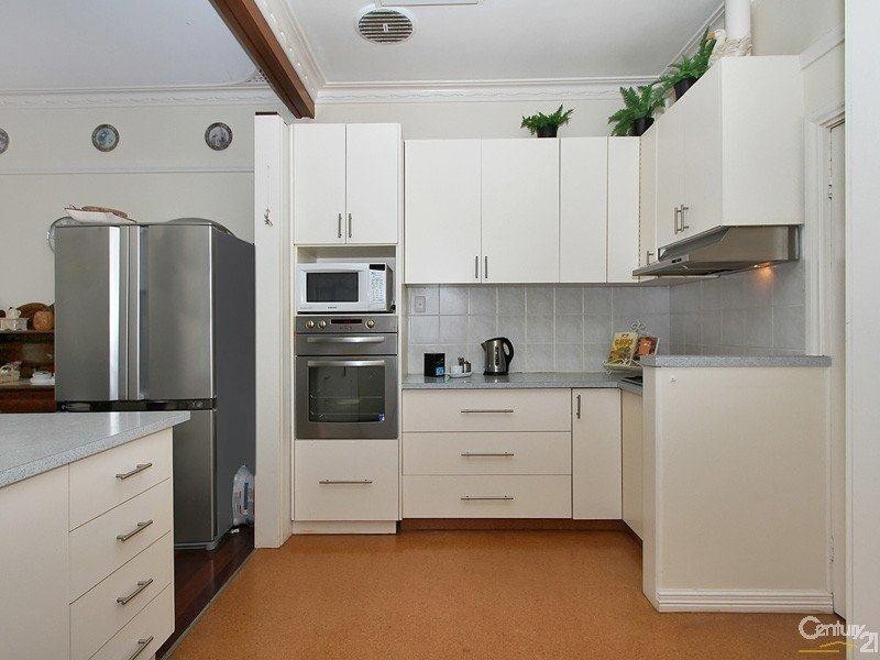 3161 Albany Highway, Armadale WA 6112