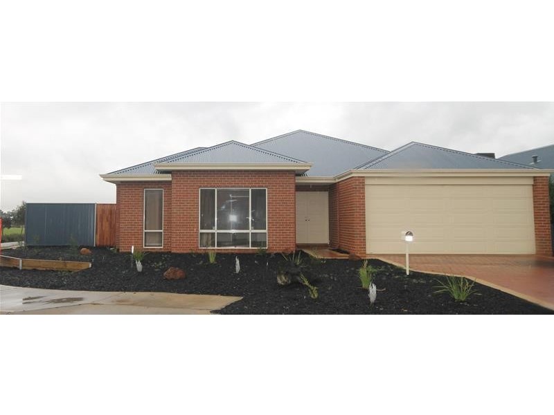 30 Portwine Avenue, Byford WA 6122