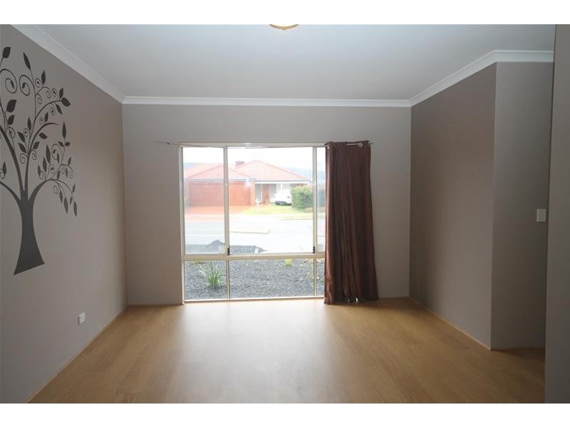 30 Portwine Avenue, Byford WA 6122